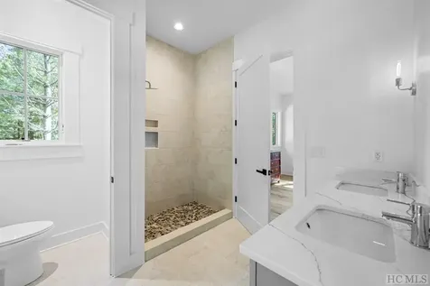 1136 Trillium Ridge Road Cullowhee NC 28723