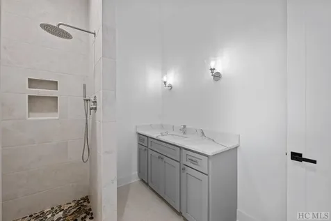 1136 Trillium Ridge Road Cullowhee NC 28723