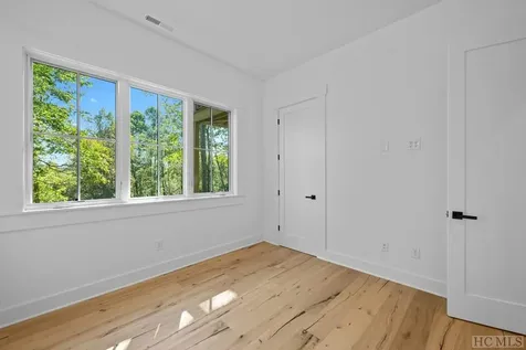 1136 Trillium Ridge Road Cullowhee NC 28723