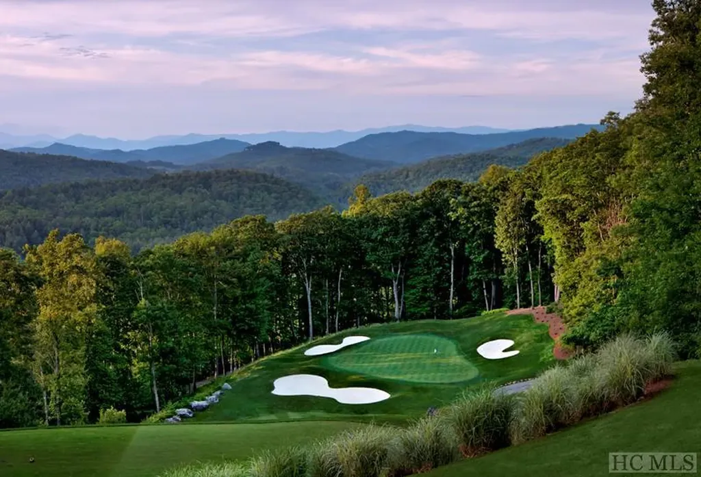 151 Hilldale Lane Highlands NC 28741