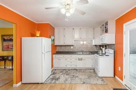 38 Goblet Drive Cashiers NC 28717