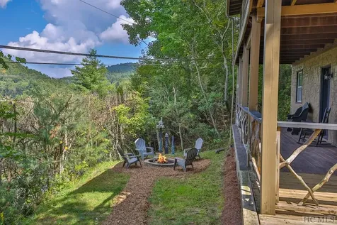 25 Black Walnut Drive Glenville NC 28736