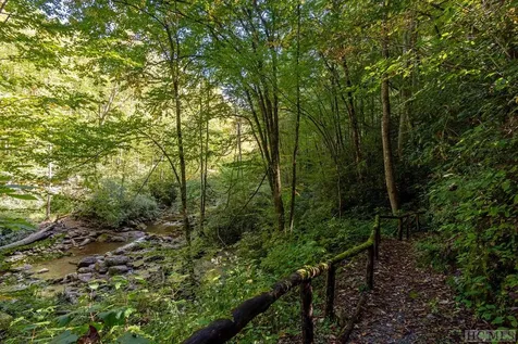16 & 17 Cullowhee Forest Road Cullowhee NC 28723