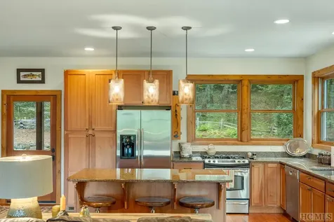 739 Glenridge Road Glenville NC 28736