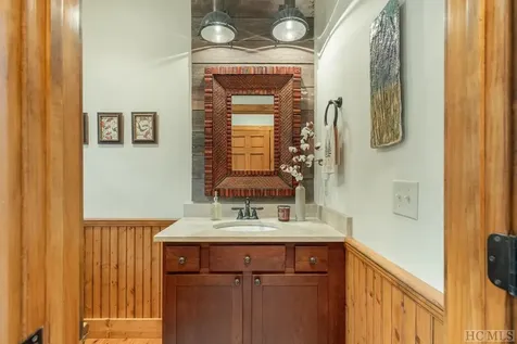 739 Glenridge Road Glenville NC 28736