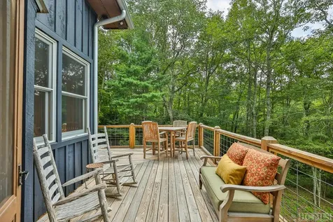 739 Glenridge Road Glenville NC 28736
