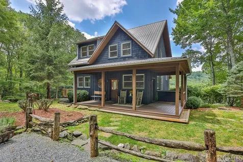 739 Glenridge Road Glenville NC 28736