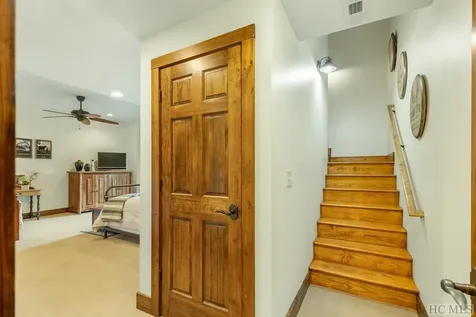 739 Glenridge Road Glenville NC 28736