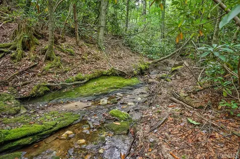 739 Glenridge Road Glenville NC 28736