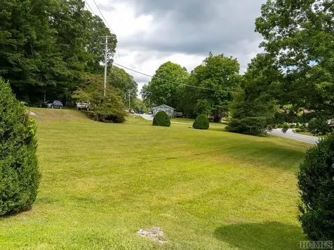 323 Highway 107n Cashiers NC 28717