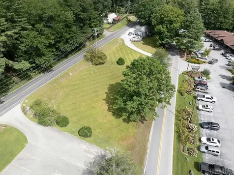 323 Highway 107n Cashiers NC 28717