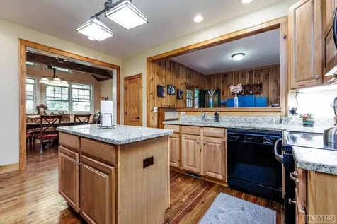 216 Whisper Lake Drive Sapphire NC 28774