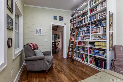 216 Whisper Lake Drive Sapphire NC 28774