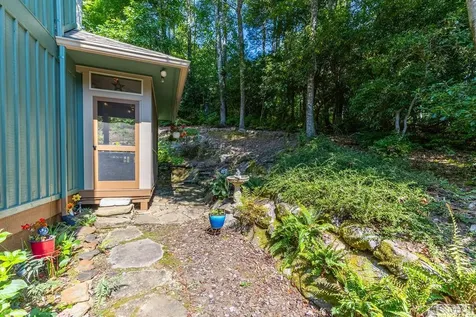 216 Whisper Lake Drive Sapphire NC 28774