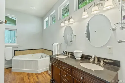 425 Dog Mountain Road Highlands NC 28741