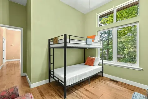 425 Dog Mountain Road Highlands NC 28741