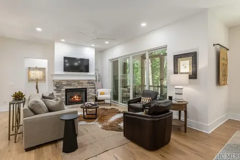 221 Ambleside Drive Sapphire NC 28774