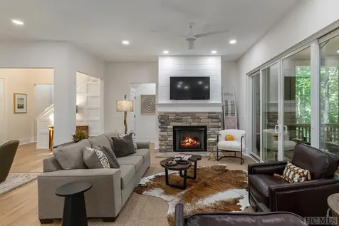 221 Ambleside Drive Sapphire NC 28774