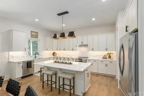 221 Ambleside Drive Sapphire NC 28774