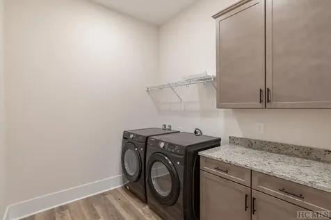 221 Ambleside Drive Sapphire NC 28774