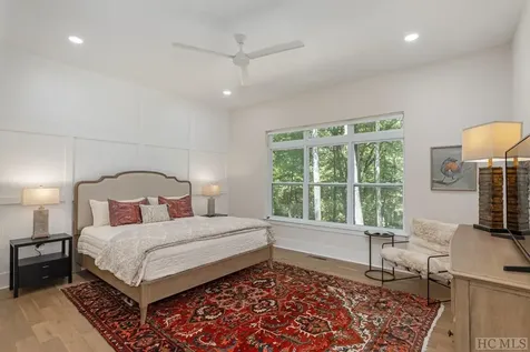 221 Ambleside Drive Sapphire NC 28774