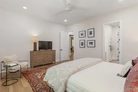 221 Ambleside Drive Sapphire NC 28774