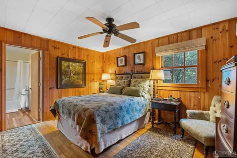 35 Azalea Circle Highlands NC 28741