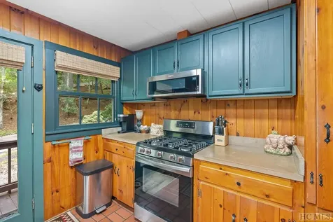 35 Azalea Circle Highlands NC 28741