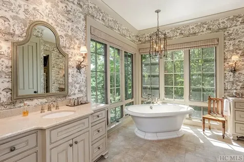 1045 Cherokee Trace Cashiers NC 28717