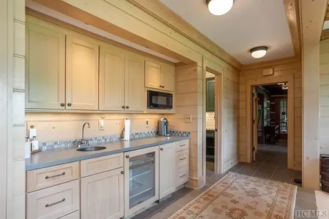 1045 Cherokee Trace Cashiers NC 28717