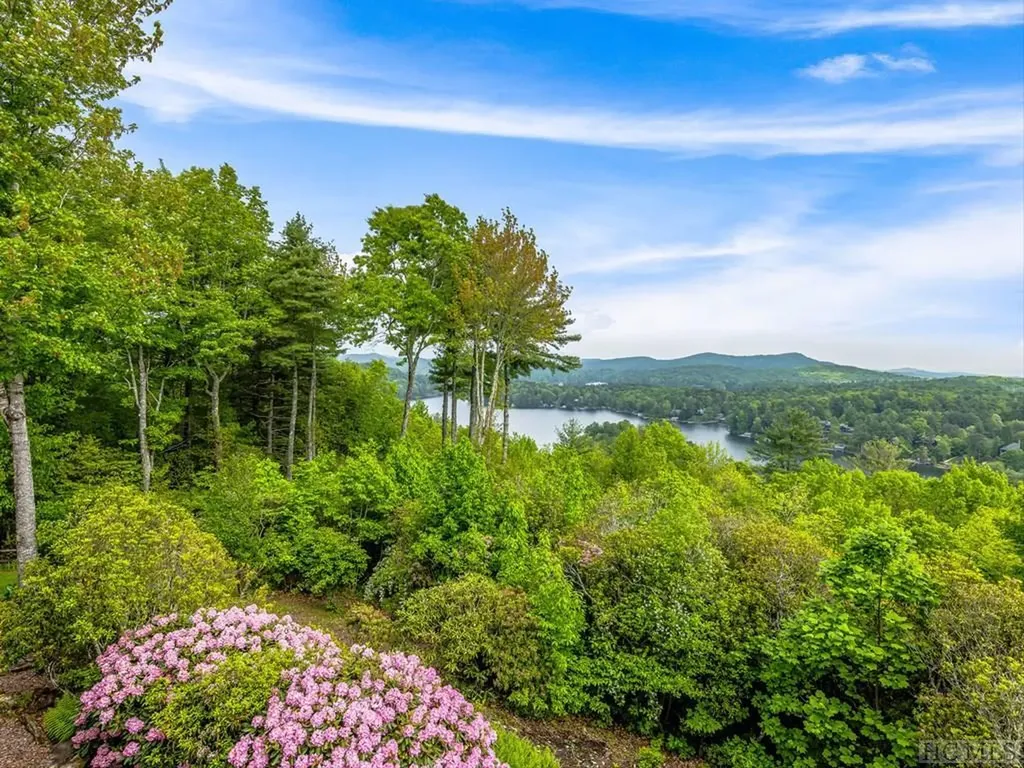 721 Lakeside Drive Lake Toxaway NC 28747