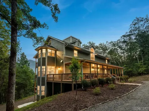 276 Welm Way Franklin NC 28734