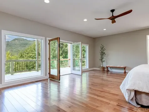 276 Welm Way Franklin NC 28734