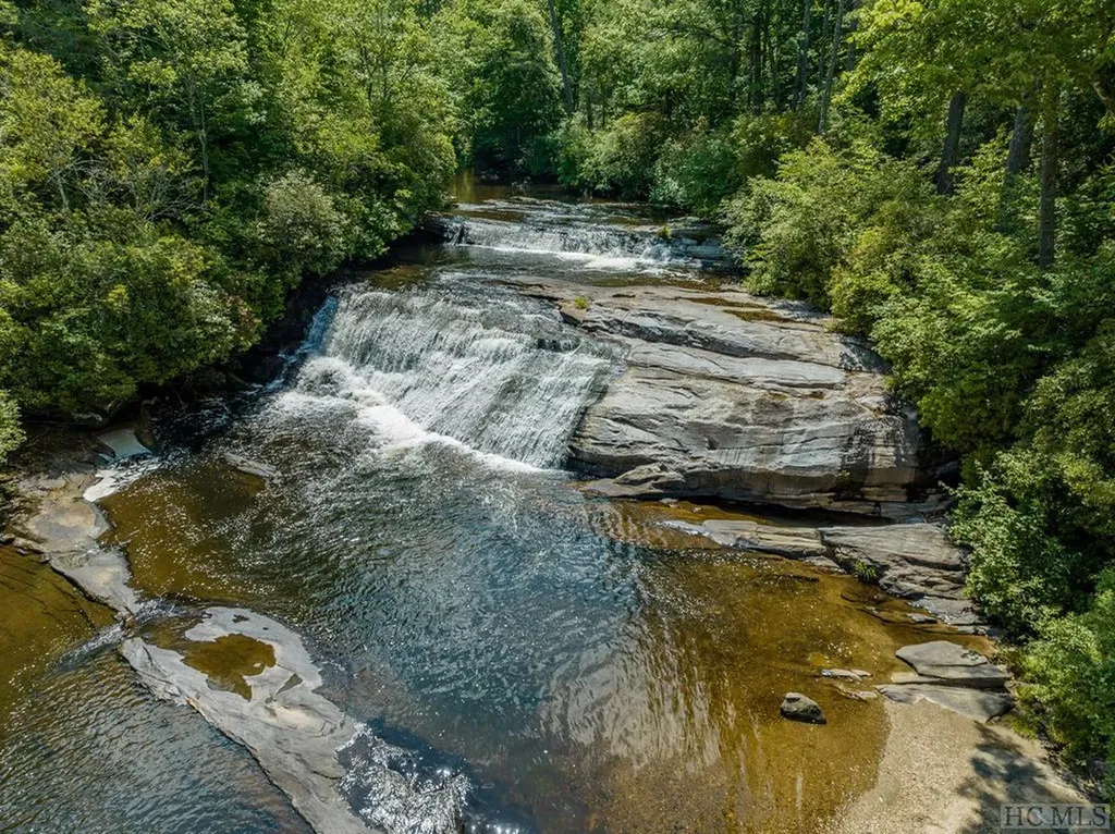 Lot 135 Rockhouse Falls Lane Sapphire NC 28774