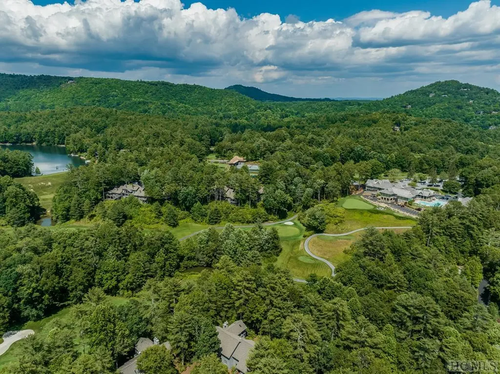 Lot 135 Rockhouse Falls Lane Sapphire NC 28774