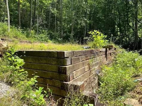 104 Tear Drop Lane Glenville NC 28736