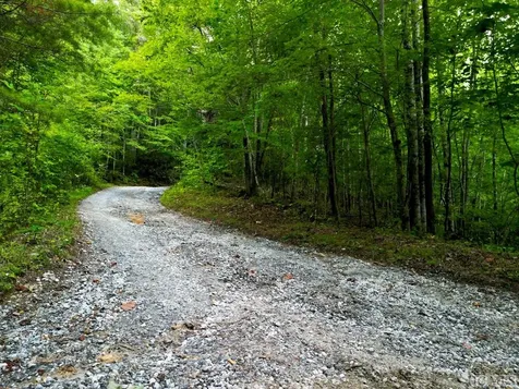 104 Tear Drop Lane Glenville NC 28736