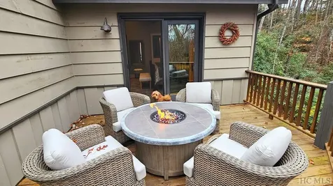 40 Ivy Court Sapphire NC 28774