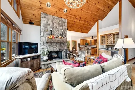 44 Mica Court Sapphire NC 28774