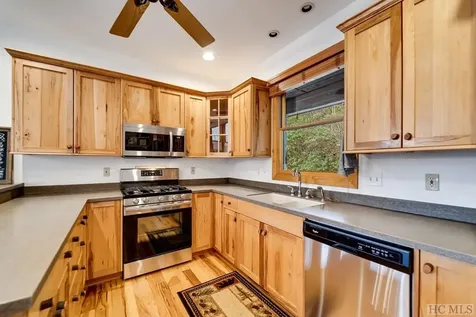 44 Mica Court Sapphire NC 28774