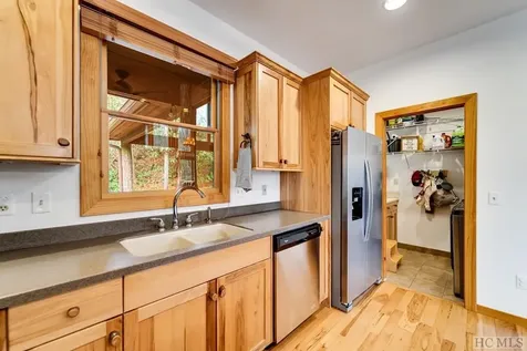 44 Mica Court Sapphire NC 28774