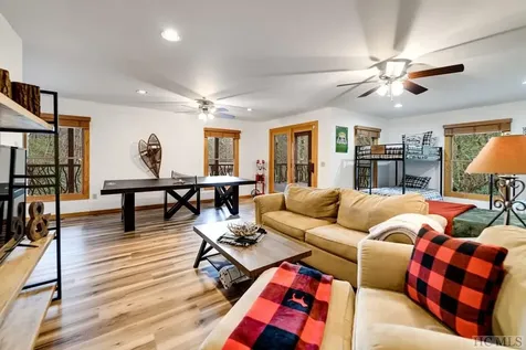 44 Mica Court Sapphire NC 28774