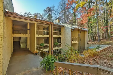 96-2C Dogwood Knob Lane Sapphire NC 28774