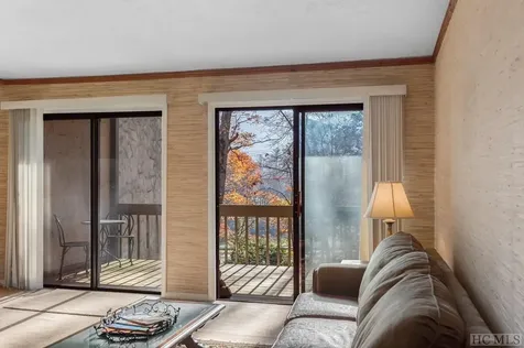 96-2C Dogwood Knob Lane Sapphire NC 28774