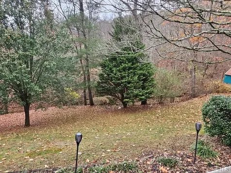 101 Log Cabin Lane Cullowhee NC 28723