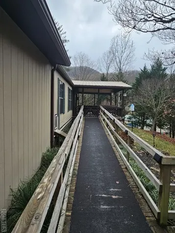 101 Log Cabin Lane Cullowhee NC 28723