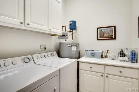 95B Burning Bush Lane Highlands NC 28741