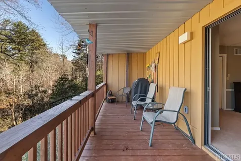 257 Meadow Way Sapphire NC 28774