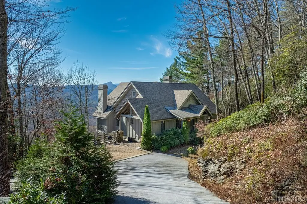1581 W Whitetail Drive Sapphire NC 28774