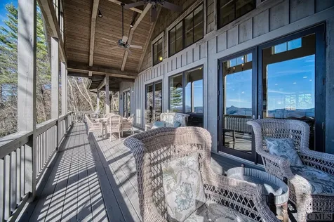 1581 W Whitetail Drive Sapphire NC 28774